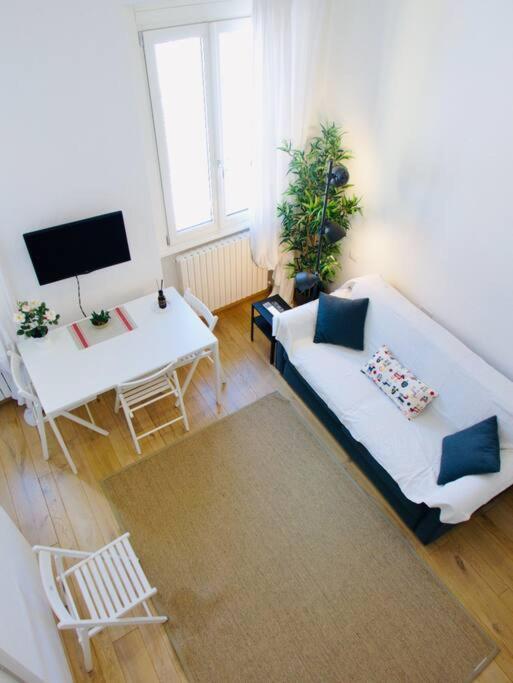 Bright Flat In Oltrarno Apartamento