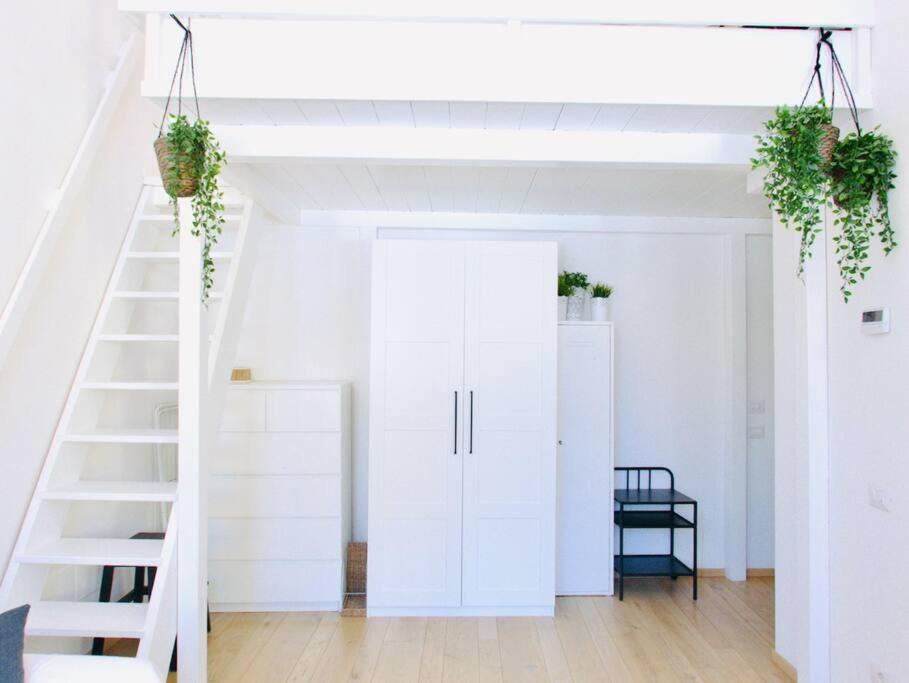 Bright Flat In Oltrarno * Florencia